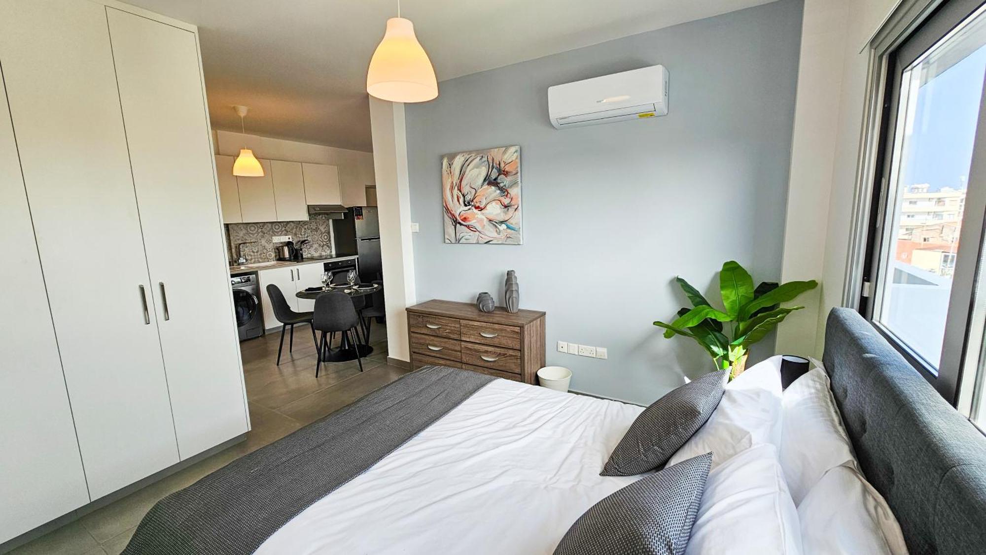Sealife Citycenter Residences Larnaca Bagian luar foto