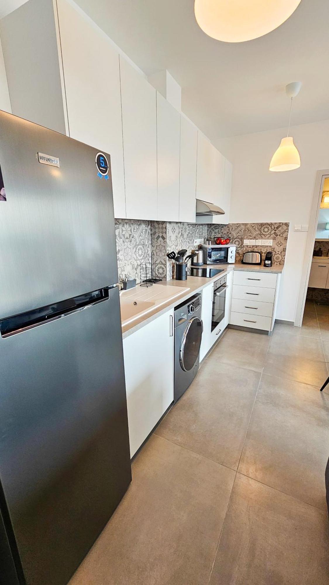 Sealife Citycenter Residences Larnaca Bagian luar foto