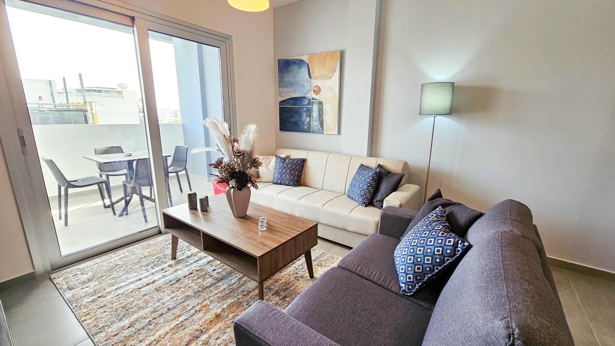 Sealife Citycenter Residences Larnaca Bagian luar foto