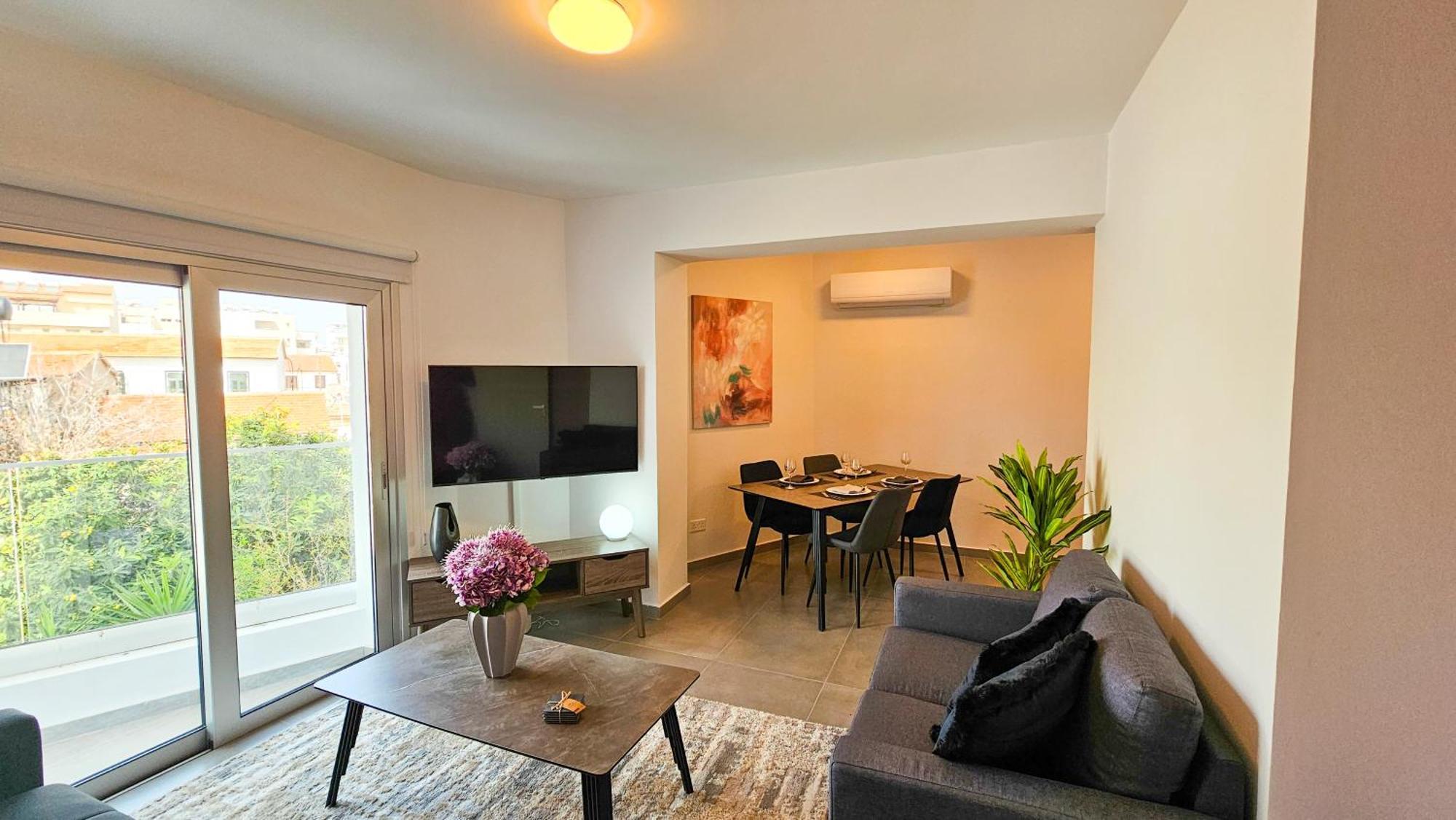 Sealife Citycenter Residences Larnaca Bagian luar foto