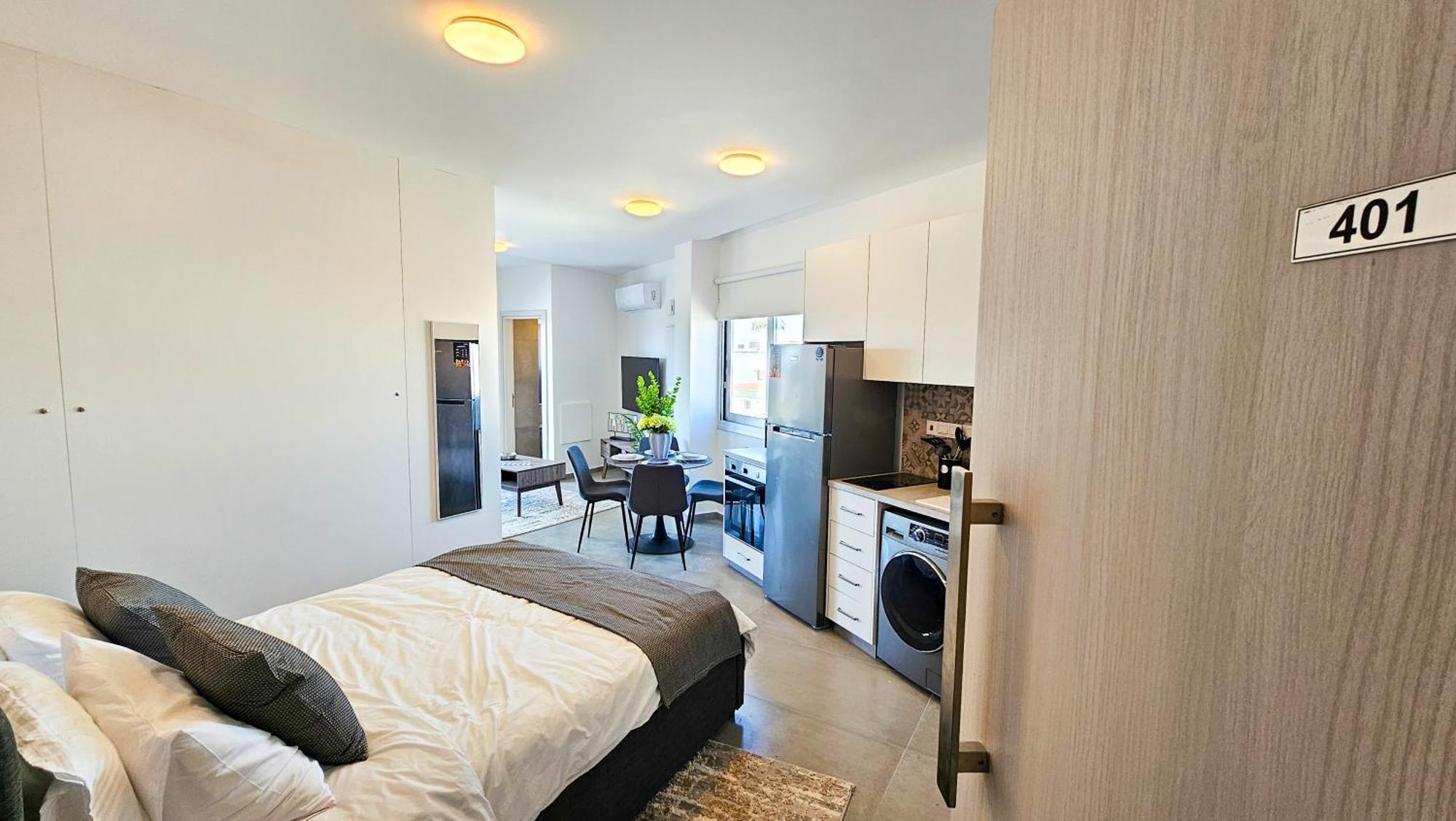 Sealife Citycenter Residences Larnaca Bagian luar foto